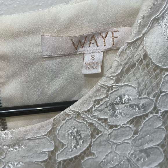 WAYF White long sleeve Delicate lace top with zip up back. - Picture 6 of 7